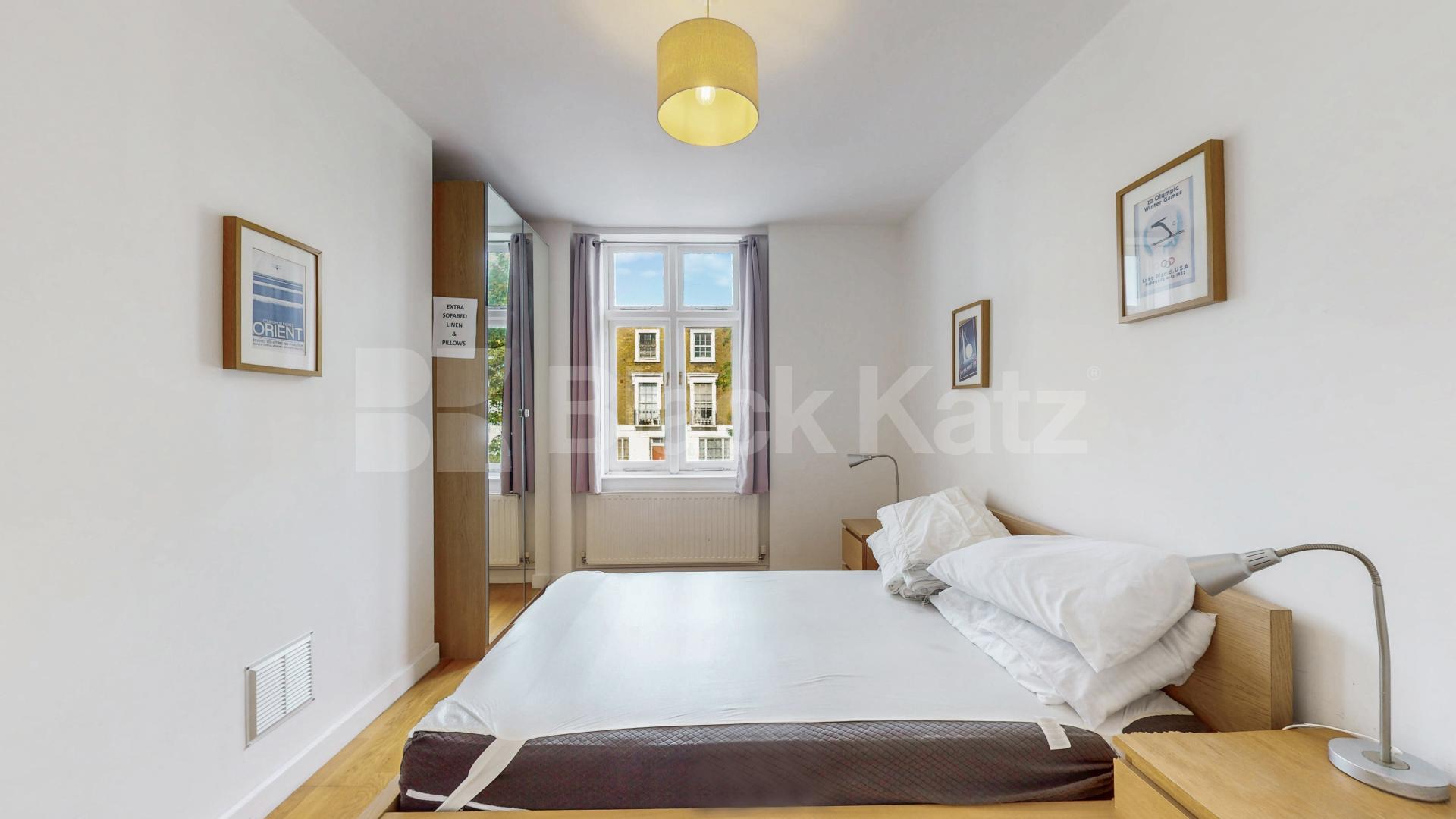 Refurbished Refurbished Two Bedroom Flat in Elegant Period Conversion Rochester Road, Camden